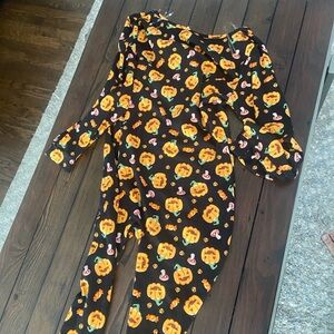 Shosho black jack-o’-lantern women’s size-XL onesie